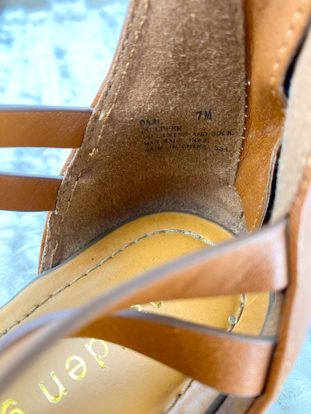 Madden Girl Dari Cognac Cutout Gladiator Flat Sandals, Size 7 - Picture 10 of 10